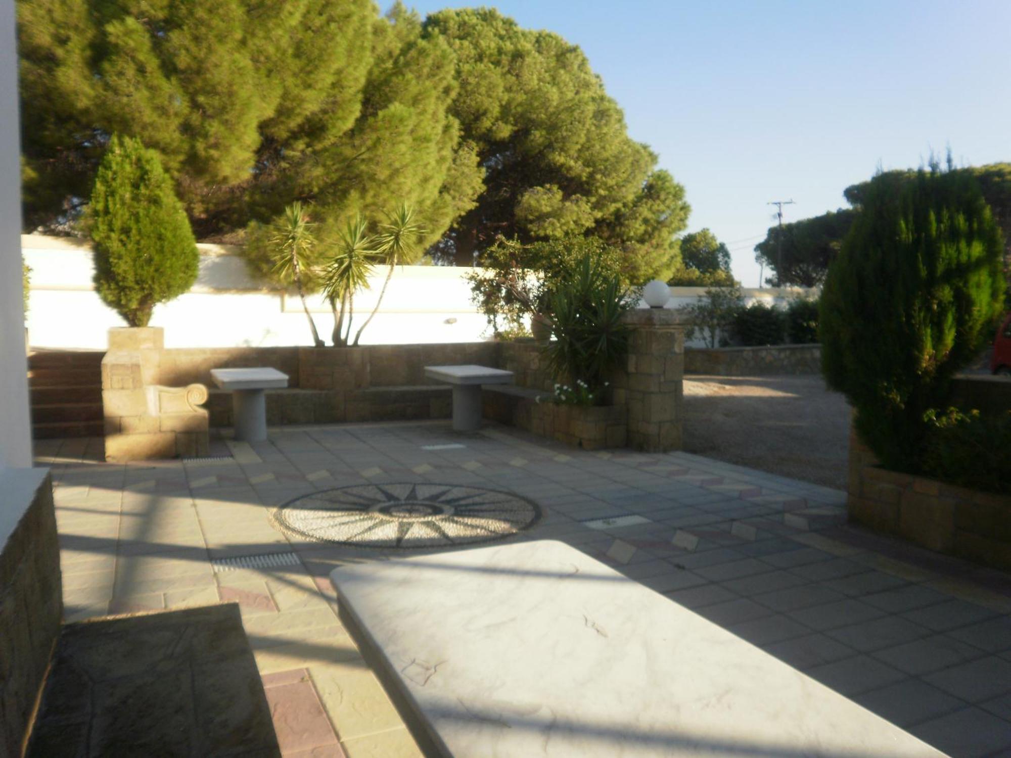 Pefkos Filoxenia Aparthotel Pefki  Exterior photo
