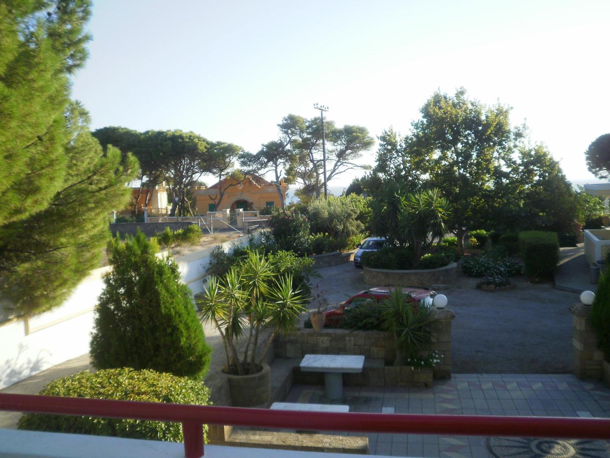 Pefkos Filoxenia Aparthotel Pefki  Exterior photo